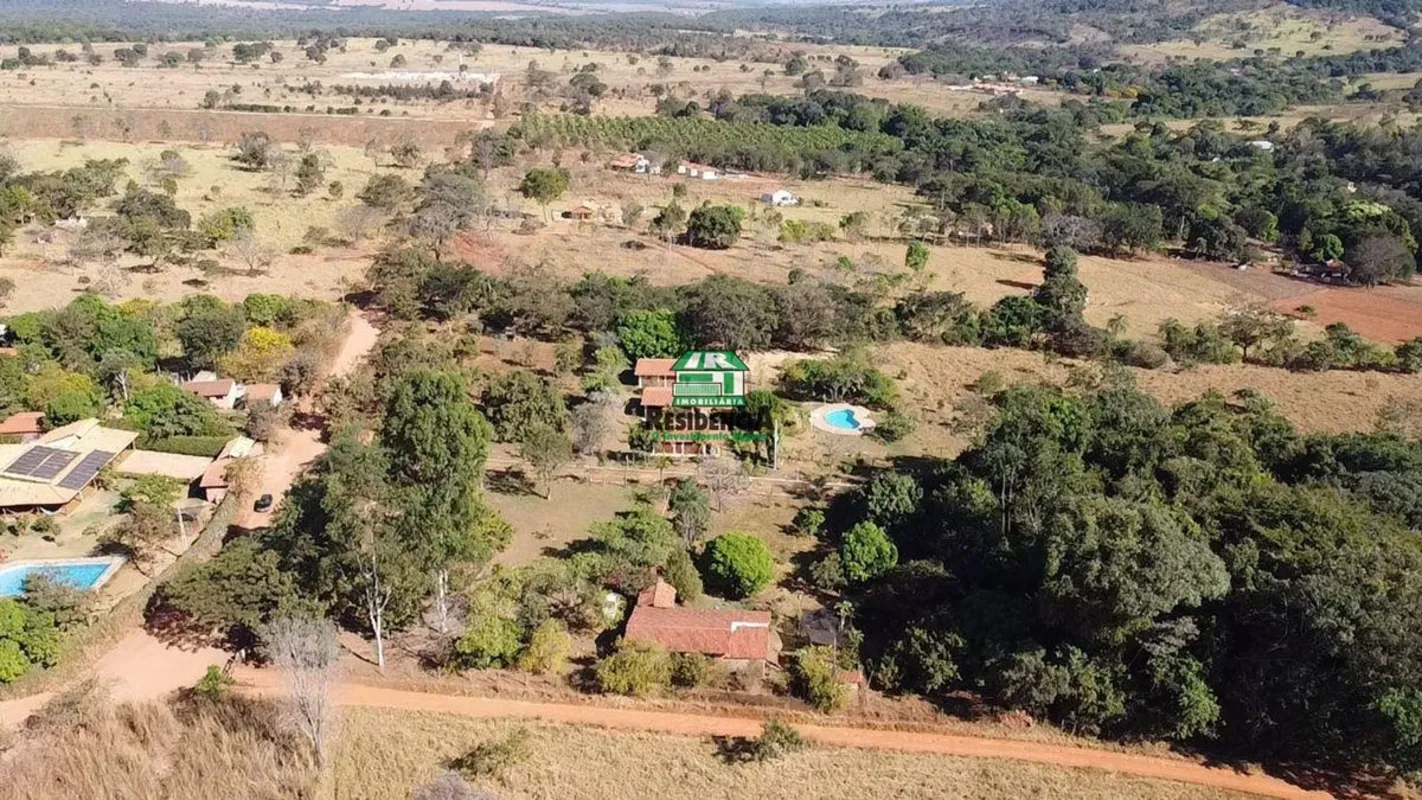 Chácara contendo:Àrea total com 3.4080 hectares Reserva legal com 8000M²Casa pri...