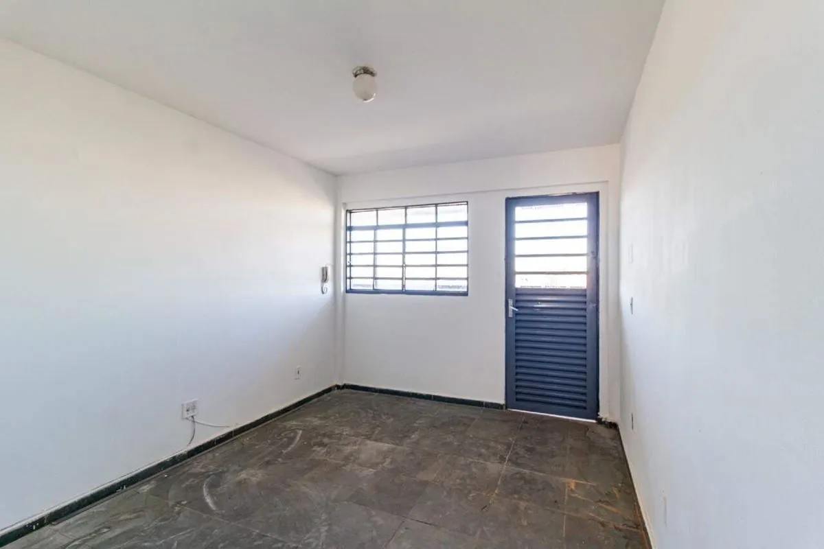 Se você procura praticidade, conforto e excelente localização, esta kitnet no Ed...