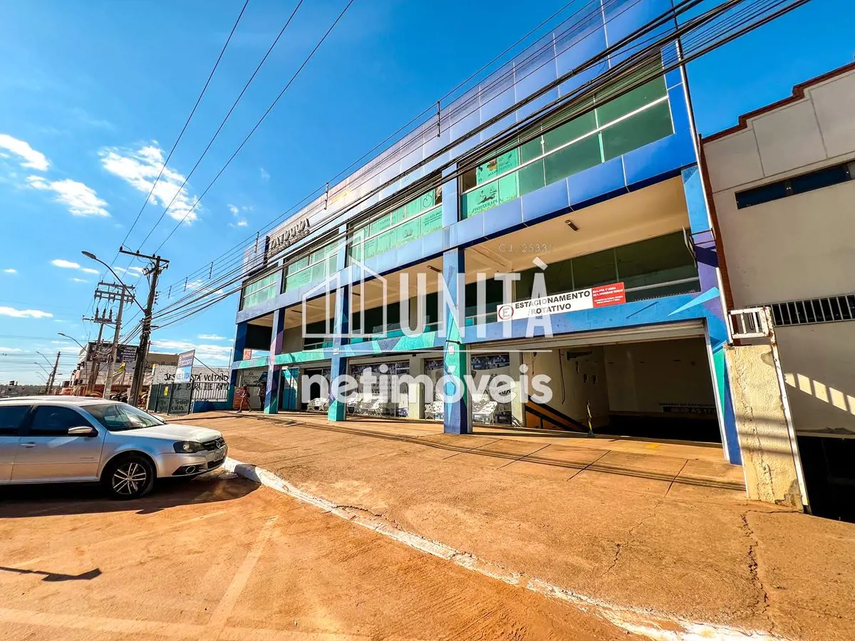 Apresentamos excelente salas comerciais em Taguatinga Norte• Sendo 10 salas come...