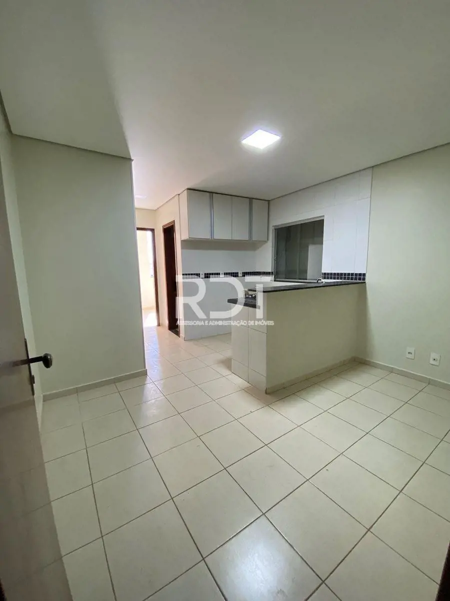 Excelente apartamento localizado no Del Lago, em cima da loja de ultilidades do ...