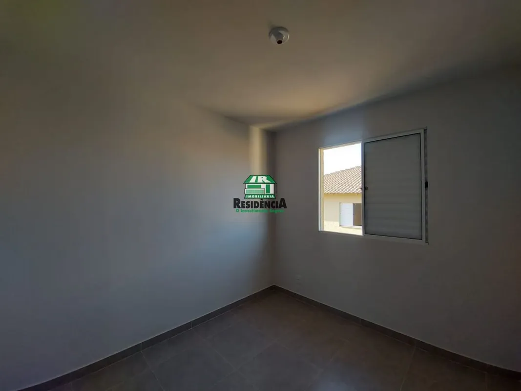 Apartamento contendo:- 02 quartos - Banheiro social com box - Sala - Cozinha - á...