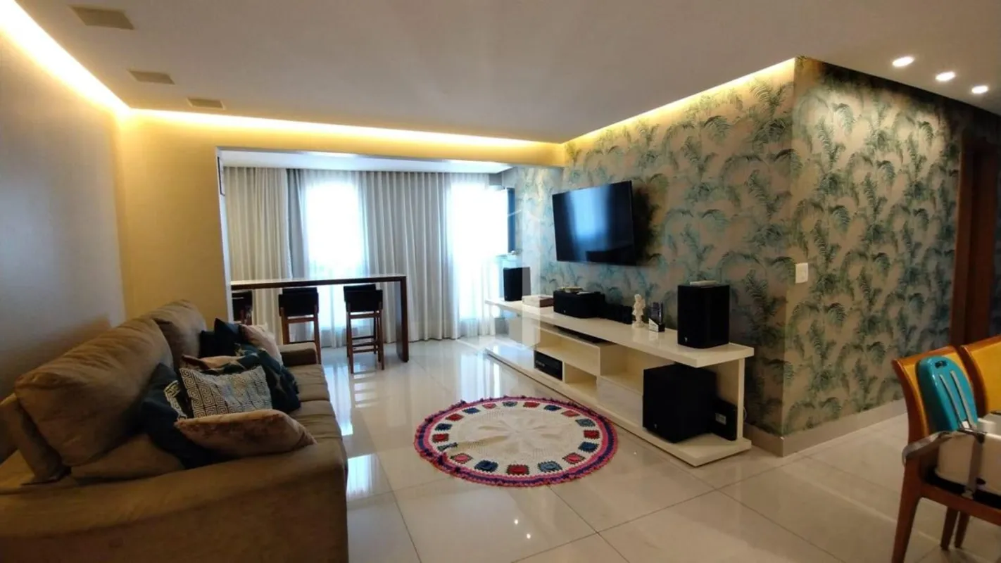 Belissimo Apartamento de 3 quartos sendo 1 suíte, armários, todo climatizado, co...