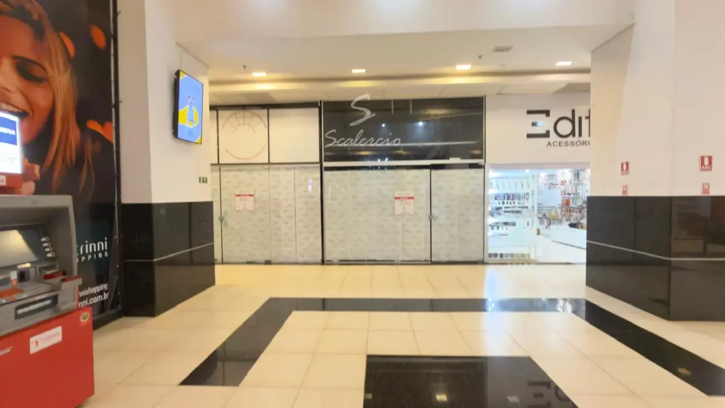 Essa loja para locação no Vitrinni Shopping está em uma localização estratégica,...