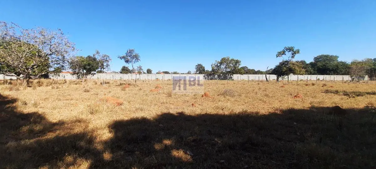 ÁREA À VENDA NO SETOR ESTANCIA VARGEM,SENADOR CANEDO.Apresentamos uma oportunida...