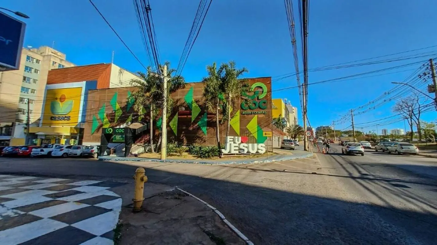 Prédio comercial à venda em Águas Claras, totalmente alugado ao Colégio COC, ide...