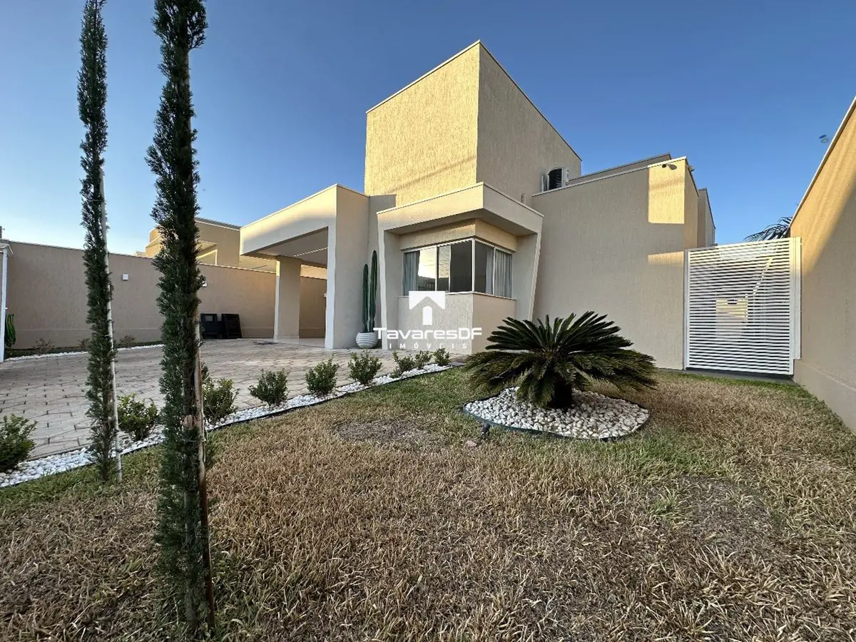 DADOS GERAIS- Área do Terreno: 504m²;- Área Construída: 201m²;- Código: JT5017DE...