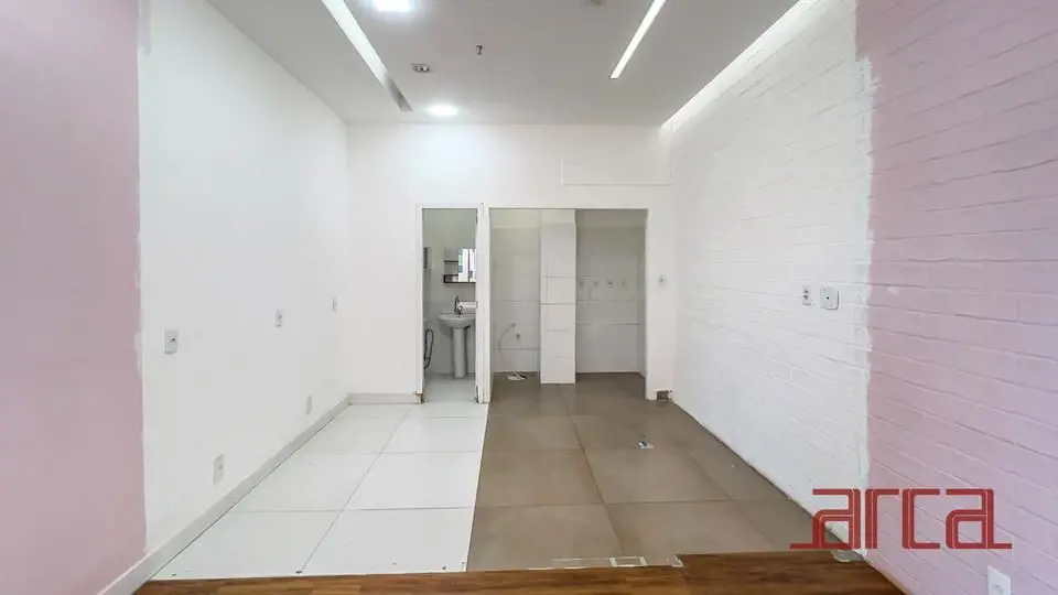 VILLA150148 - Última atualização: 09/07/26 23:32Excelente loja localizada no Com...