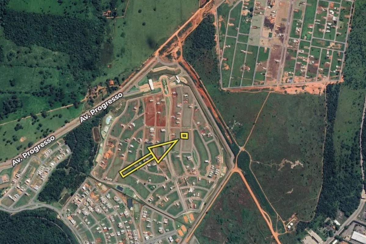 Lote de 258 mÂ² Ã  venda no Jardins Parma - Senador CanedoTudo isso em uma local...
