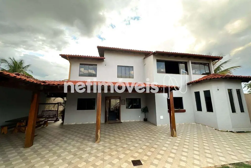 Casa com dois pavimentos e piscina - Rua 3 - Vicente Pires Seja bem vindo ao seu...