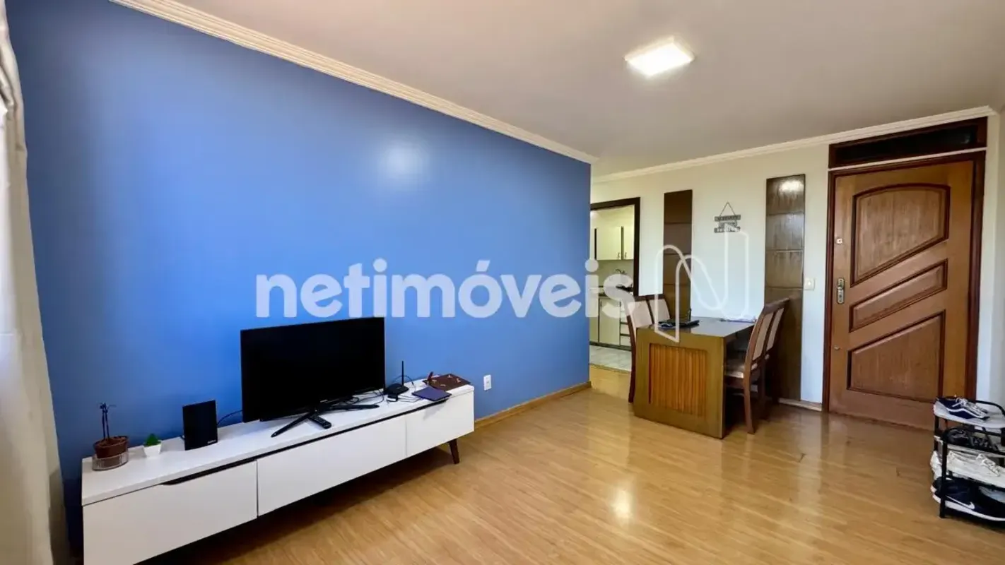 Apartamento 02 quartos - Guará - 1° Andar Localização: Situado no Guará, no ende...