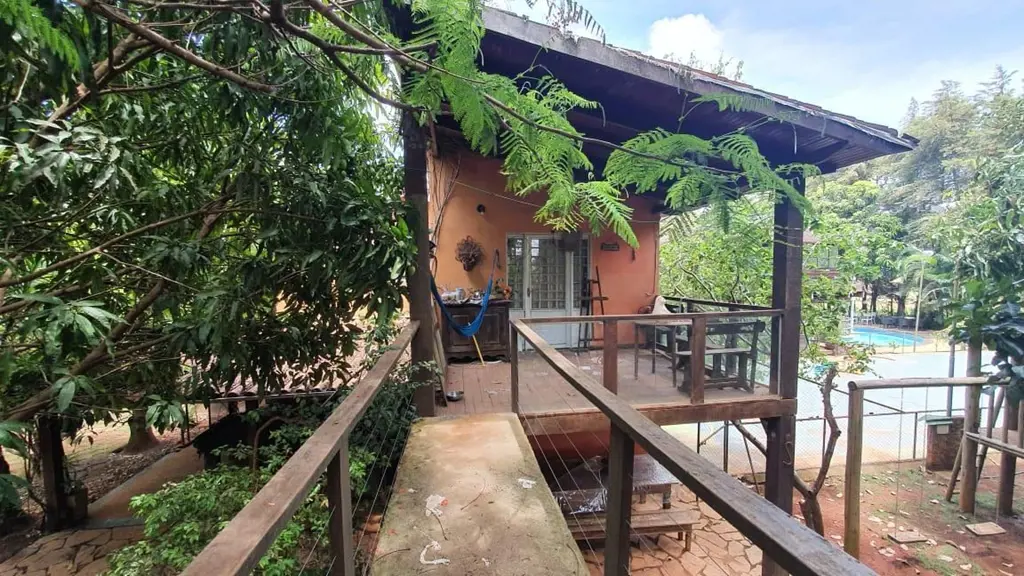 VENDO ou TROCO excelente Rancho no Lago Oeste por apartamento no Plano Piloto.NÃ...