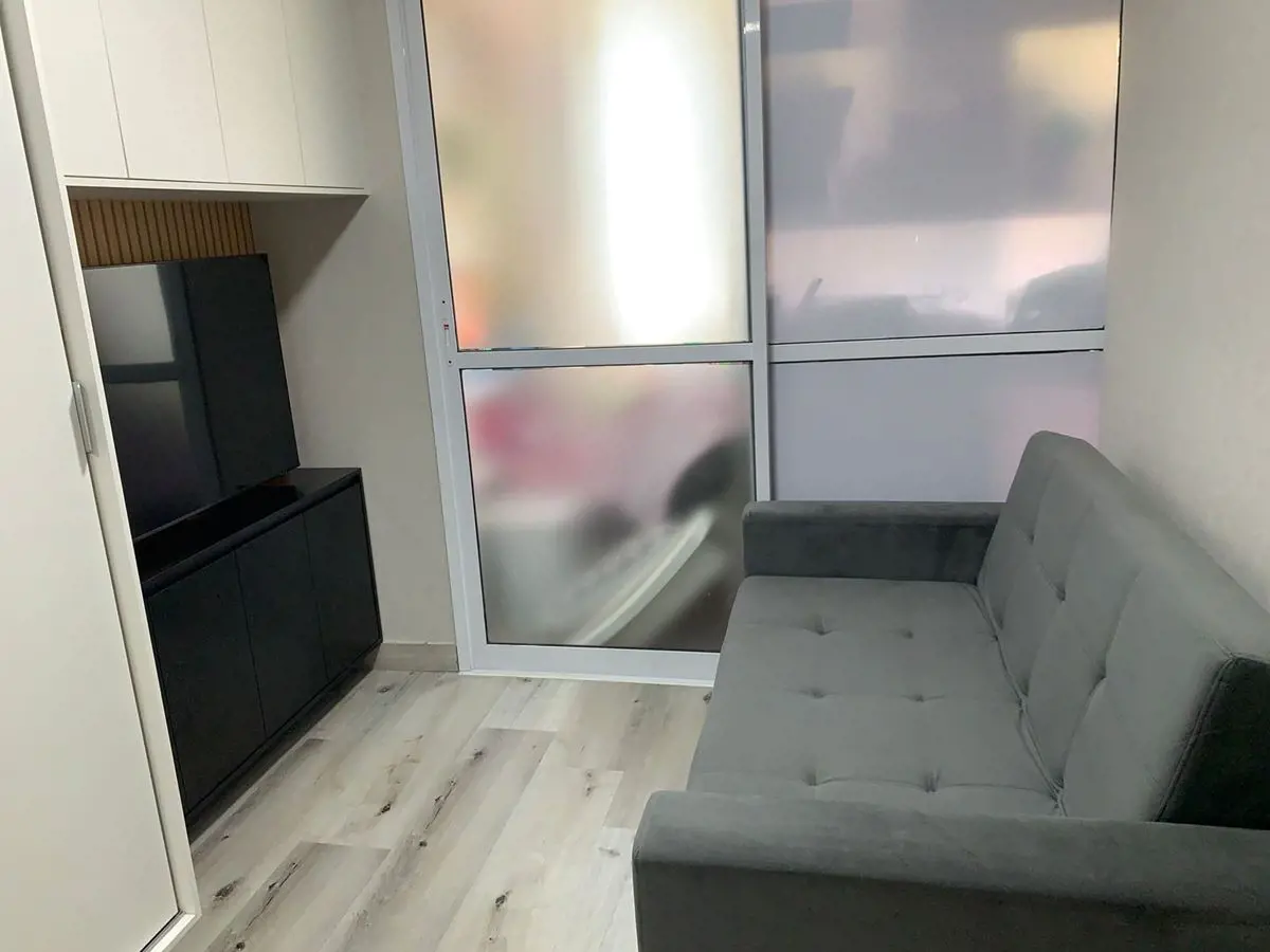 DALEPRANE IMÓVEIS VENDE EXCELENTE APARTAMENTO REFORMADO DE 01 QUARTO E EXCELENTE...