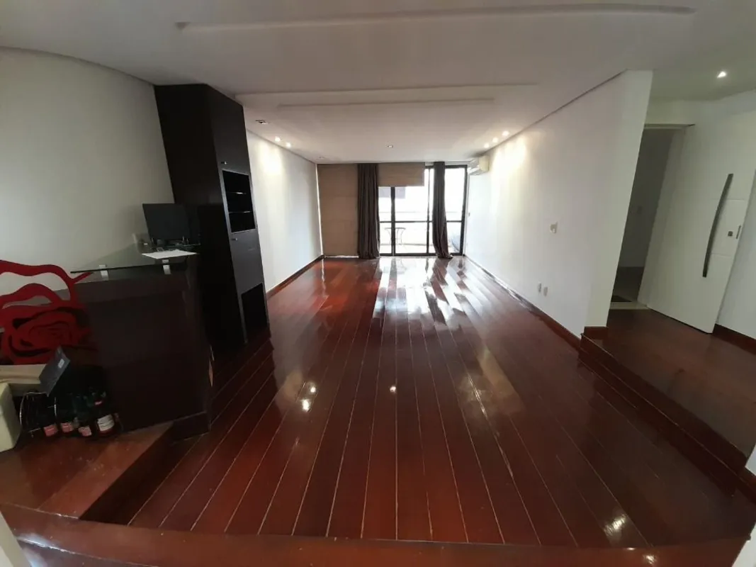 Excelente apartamento com 04 suÃ­tes plenas, todas com armÃ¡rios, lavabo, escrit...