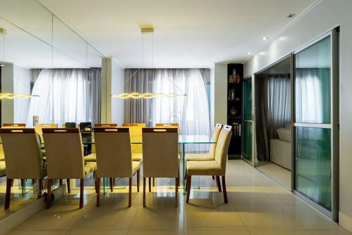 COBERTURA DUPLEX - 3 SUÍTES - 2 VAGAS - RES. ELEGANCECobertura duplex com 3 suít...
