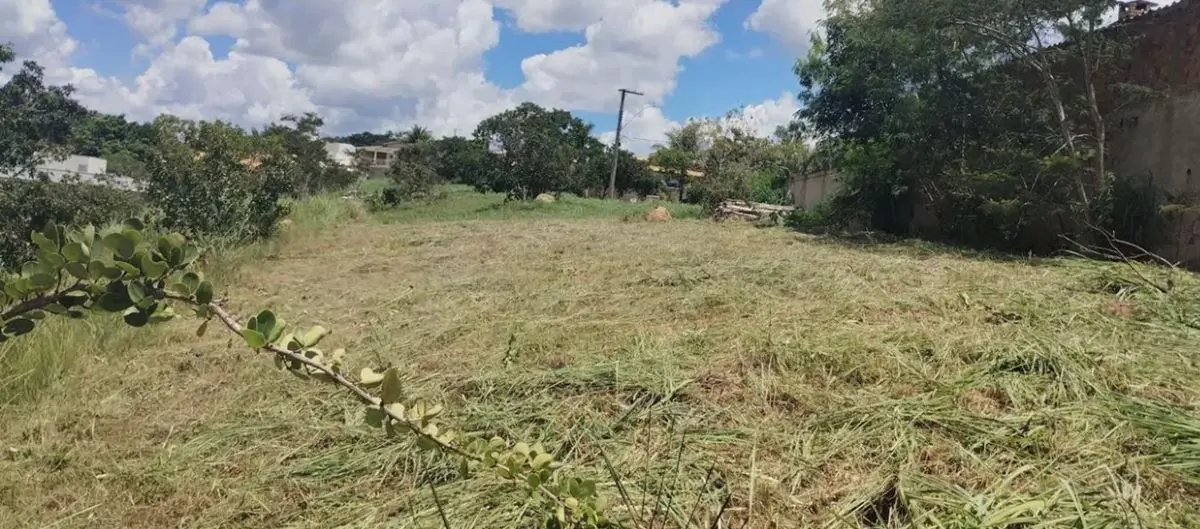A GCASTRO IMÓVEIS VENDE !!!Ótimo lote contendo :Condomínio com alta infraestrutu...