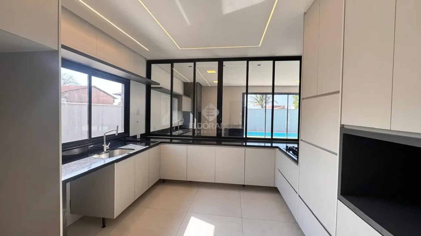 Casa Exclusiva à Locação — Condomínio Ecológico Parque do Mirante Setor Habitaci...