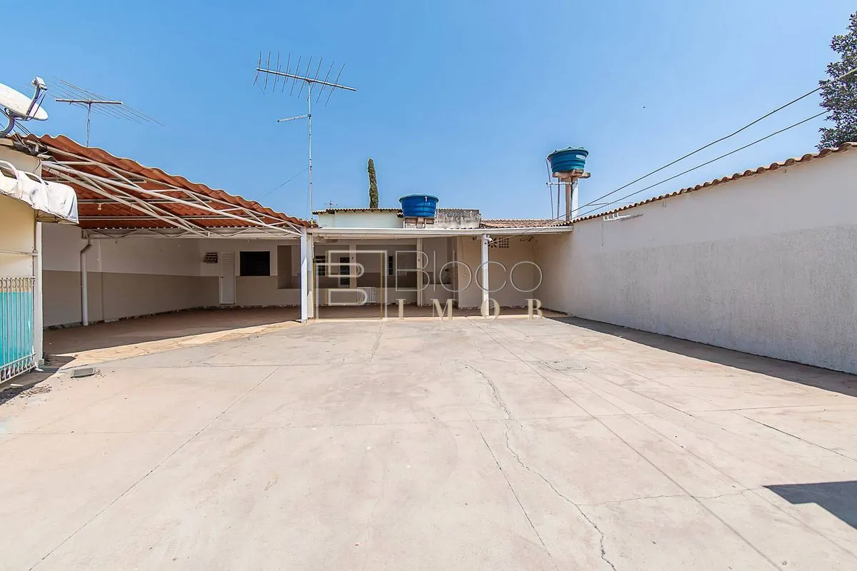 BLOCOIMOB  OFERECE : 3 Casas no mesmo lote, Condomínio Verde Vale. 1ª Casa;Casa ...