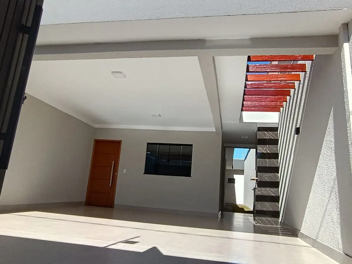 Linda casa  no Residencial Vida Nova ? Casa  disposta com sol nascente ? 3 quart...