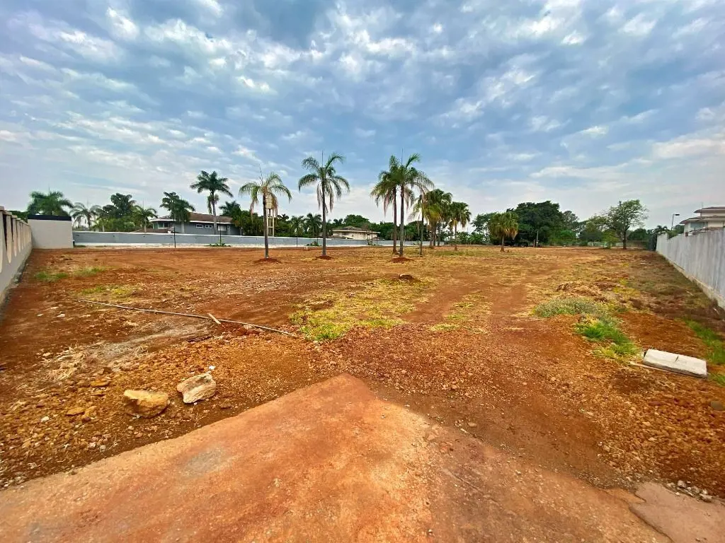 Terreno de 2400m² no Lago Sul Pronto para Construir!Oportunidade única no Lago S...