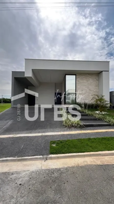 COD U-0011495 - Casa Térrea (JARDINS NÁPOLES) Área terreno 360mtÁrea Construída ...