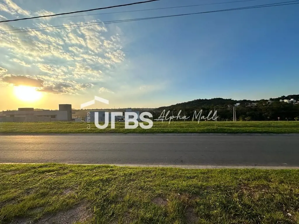 COD U-0007294 - Lote no Jardins PortoExcelente lote no Jardins Porto com 331,23 ...