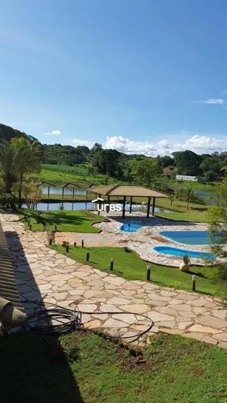COD U-0008539 - Situado na charmosa chácara de eventos com incríveis 98.000 m², ...