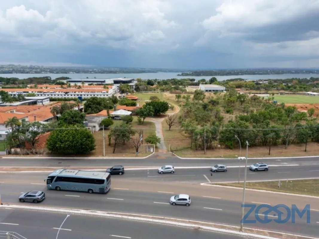 EXCELENTE LOTE COMERCIAL À VENDA NO SETOR DE CLUBES SUL - BRASÍLIA-DFEndereço: S...