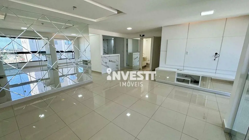 LOCALIZAÇÃO:Lourenço Residence.Próximo a Faculdades. Rodeado à uma ampla rede de...