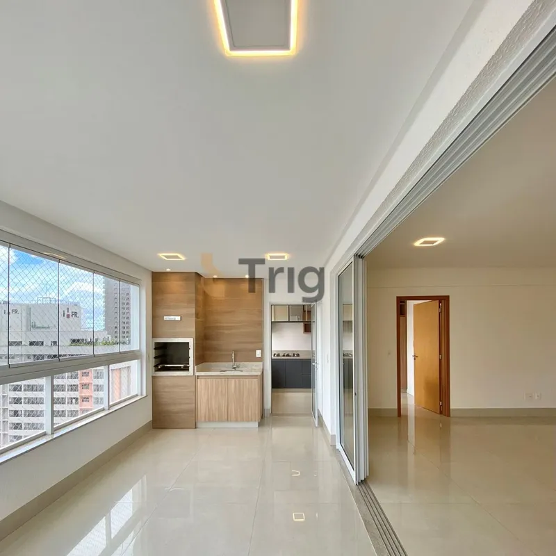 Apartamento moderno, completo em armários e com localização privilegiada no Seto...