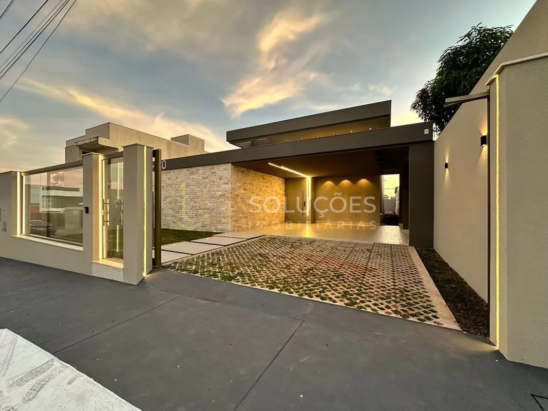 Descrição do Imóvel:4 Suítes | 2 Vagas | Piscina | Closet | Terreno: 504m² | Con...