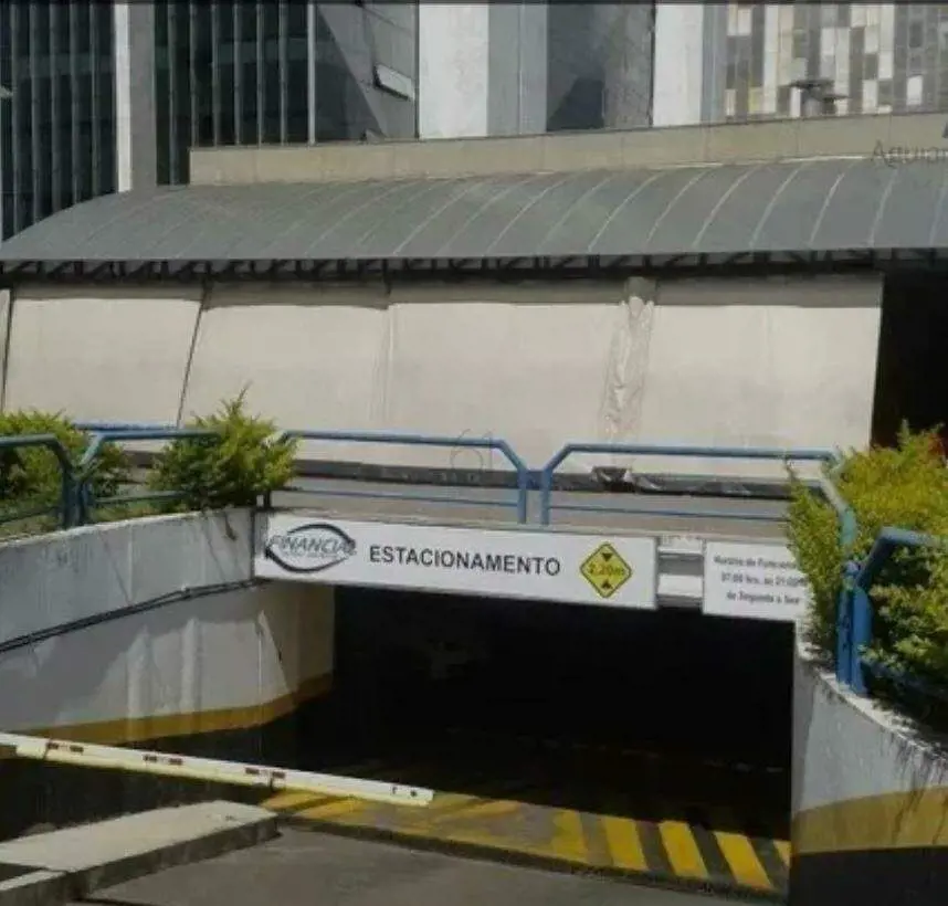 Vaga de Garagem à Venda no Edifício Financial Center Parking - Setor Bancário Su...