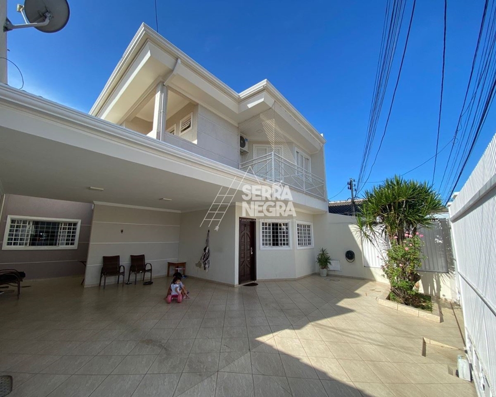 Casa à venda com 4 quartos no Guara II, Guará - R$ 1.58 - DFimoveis.com
