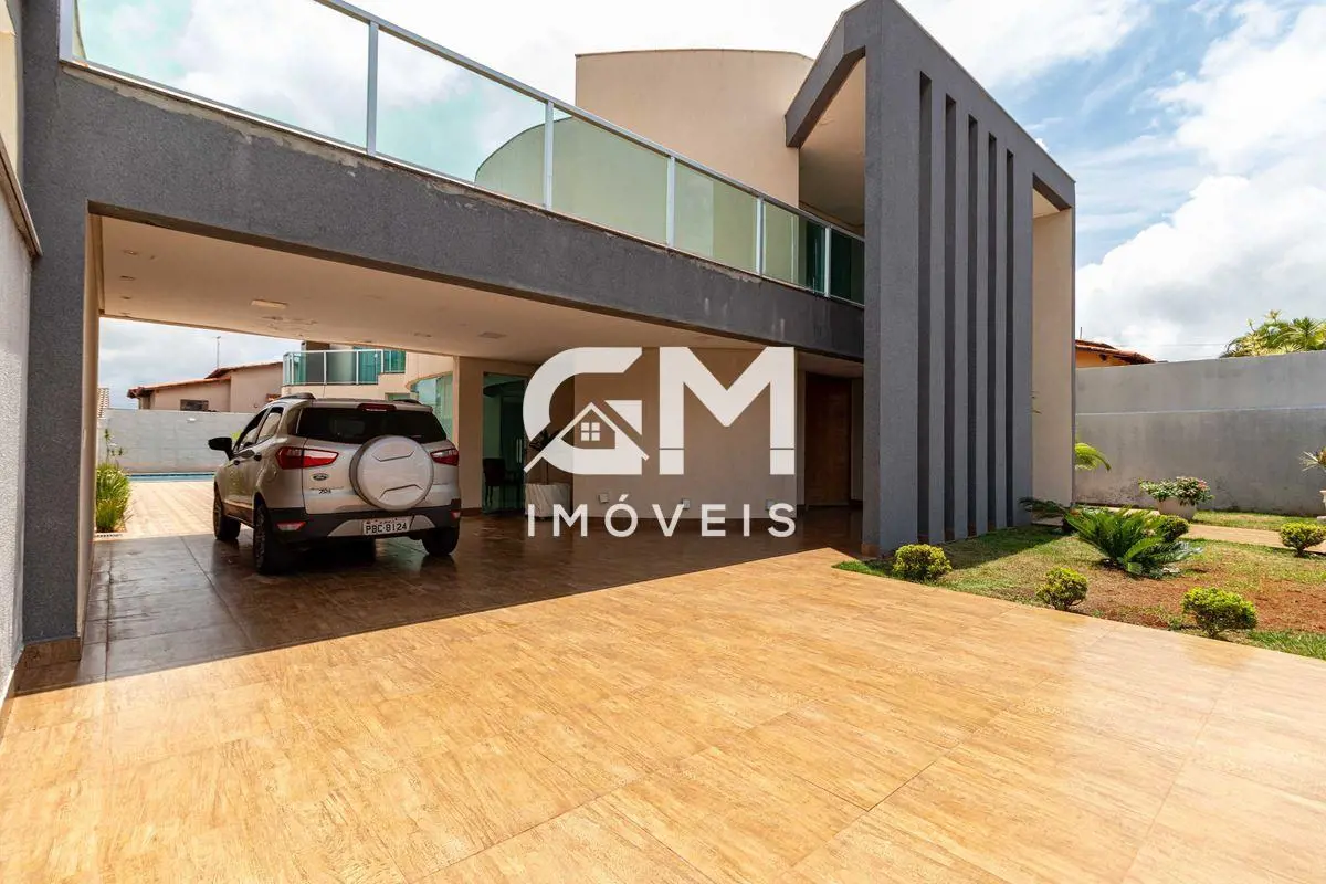 Área total: 503,25m²Área construída: 427,97m²Casa de Pavimento Térreo Garagem 04...