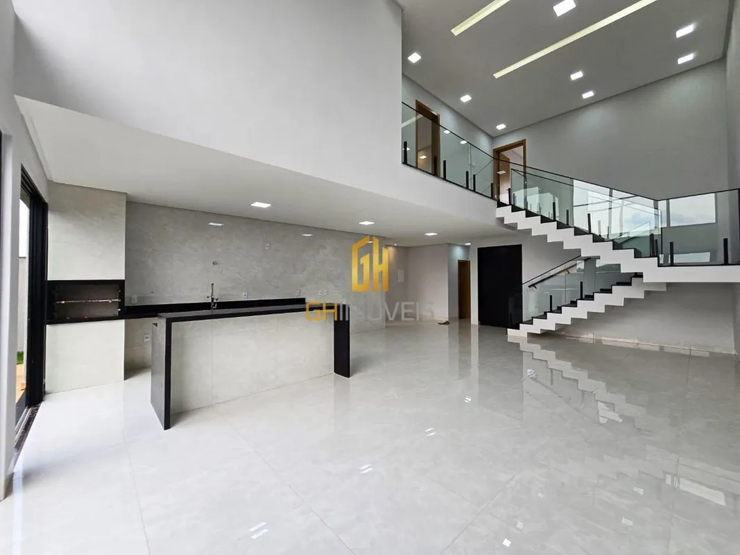 Lindo sobrado no Jardins Parma, área total de 265m² e com área construída de 205...