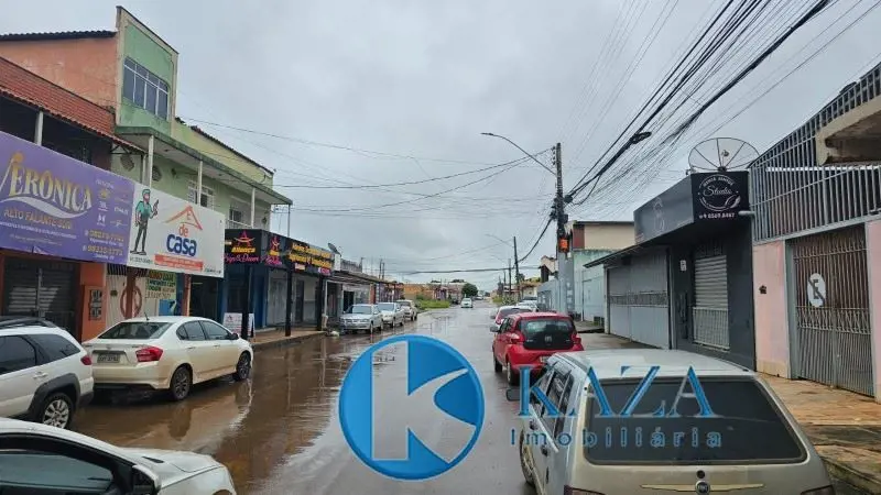 Excelente lote comercial com GALPÃO, excelente ponto comercial.Imperdível oportu...