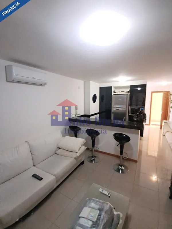 JULIO ROCHA IMOBILIÁRIA VENDE!ACEITA FINANCIAMENTO! MARAVILHOSO APARTAMENTO NA S...