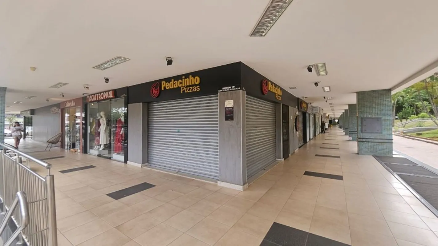 LOJA TÉRREA DE ESQUINA + LOCALIZAÇÃO TOP! CLSW 302, SUDOESTEEssa é a oportunidad...