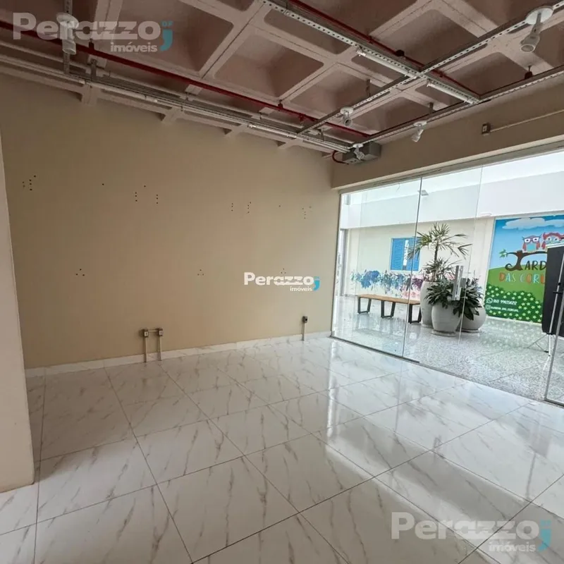 Excelente Sala Comercial no Edifício Jardim Acrópolis por R$ 1.982,88 2 Meses de...