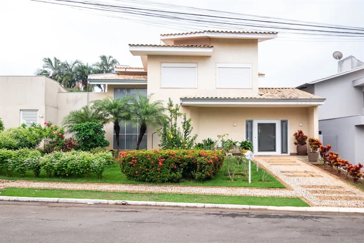 COD U-0013892 - Excelente sobrado no Jardim Florença com 465m² de área construíd...