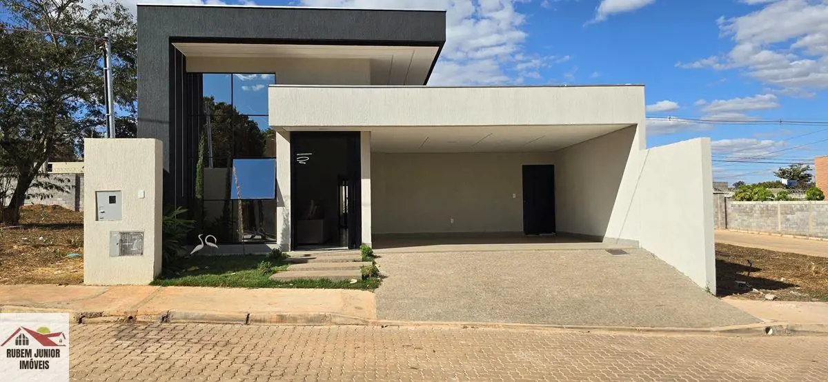 Vendo Casa de Alto Padrão, Condomínio Rota do Sol, Jardim Botânico, em frente ao...