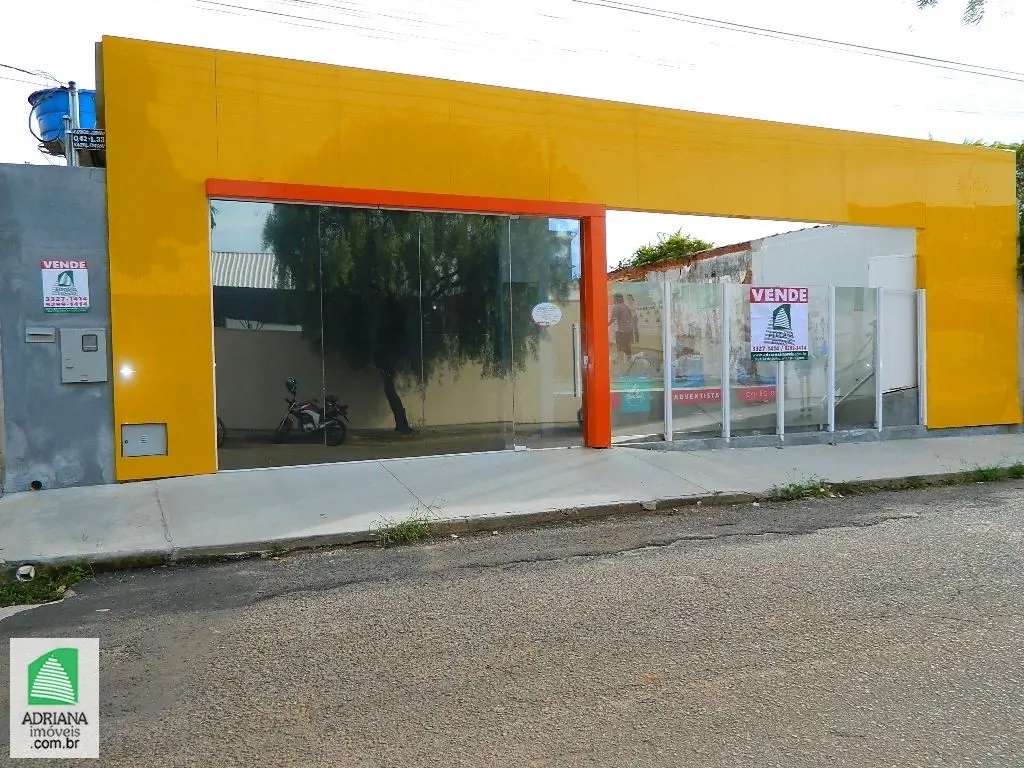 TERRENO COM AREA DE 470 MTS²; TODO MURADO. 27/11/24