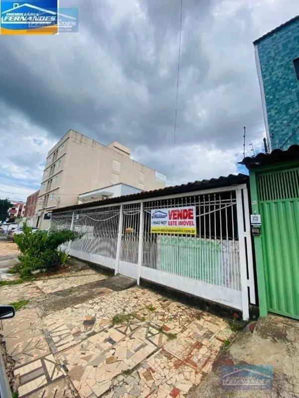 IMOBILIÁRIA FERNANDES vende excelente lote comercial medindo 312m², de frente pa...