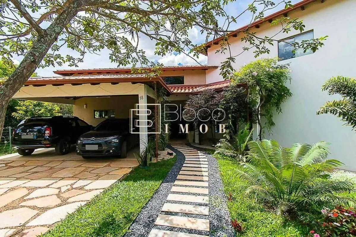 VERDE é um Condomínio regularizado!Linda e aconchegante, muito bem construída po...