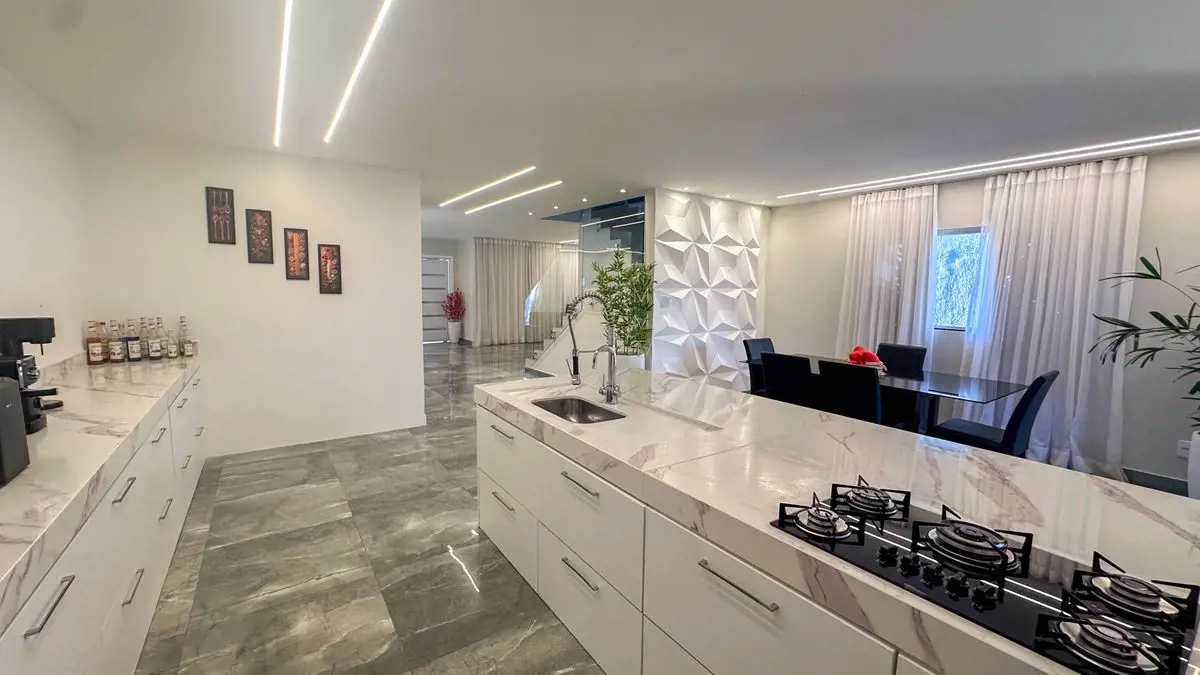 SHA CONJ. 5 | CASA MODERNA | ACABAMENTO DE ALTO PADRÃOSe você busca uma casa mod...
