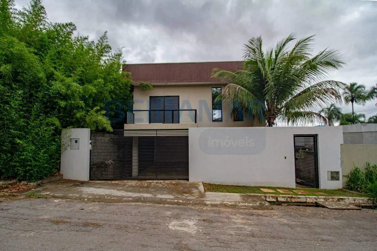 Casa com 4 Quartos (1 no Térreo) à Venda no Condomínio Avalon - Jardim Botânico,...