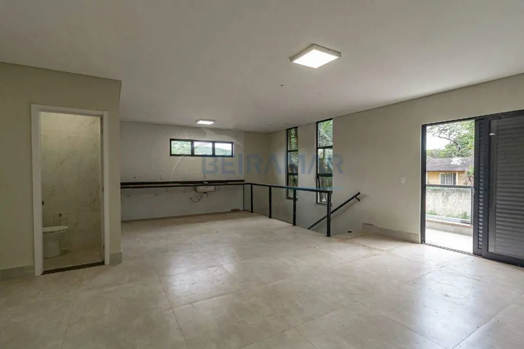 Casa com 4 Quartos (1 no Térreo) à Venda no Condomínio Avalon - Jardim Botânico,...