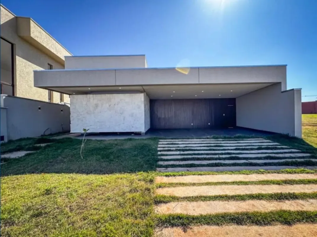 Casa Térrea no Jardins Bolonha ? Senador Canedo390 m² de terreno.212 m² de const...