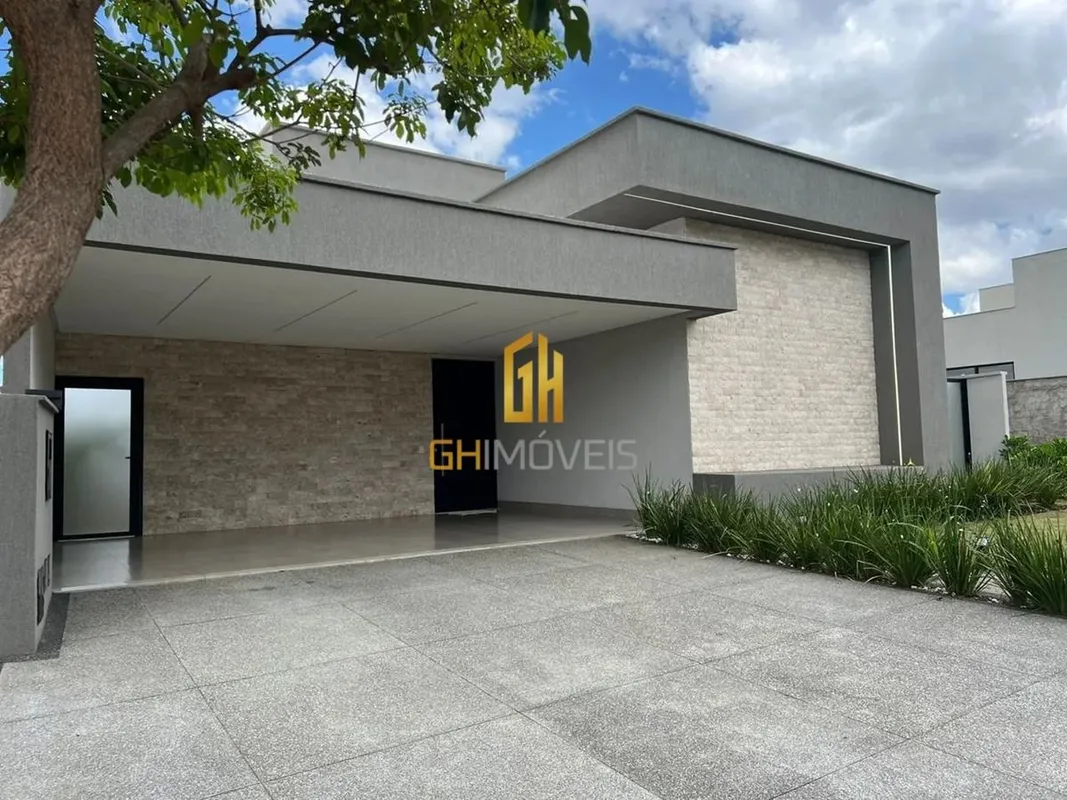 Linda casa com 3 suítes e piscina com cascata no Parqville PinheirosA casa possu...