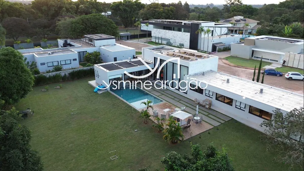 Um projeto apaixonante, com acabamentos modernos, design acolhedor e cheio de pe...