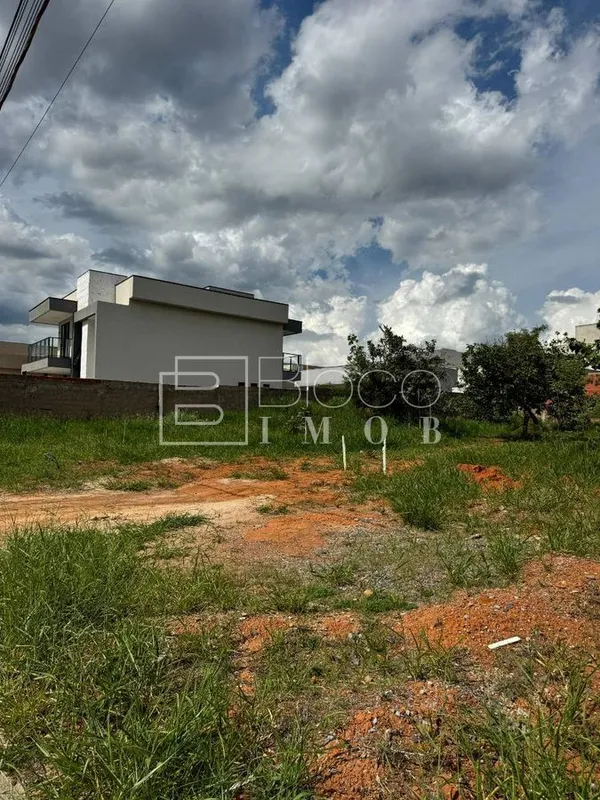?? 504m² - Dimensão: 14x36?? 100% Escriturado?? IPTU e taxas de condomínio em di...